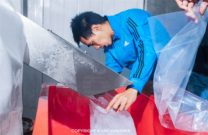 Lắp đặt máy làm đá ống 10 tấn tại Bekasi, Indonesia