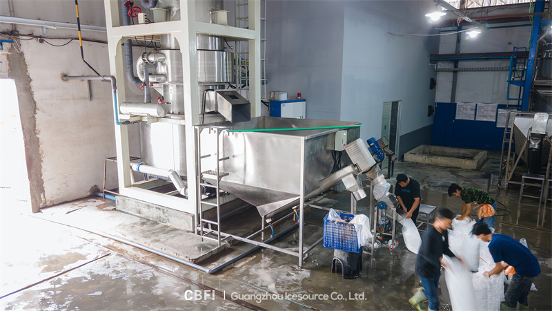 Vận hành thành công nhà máy sản xuất đá ống amoniac công suất 90 tấn tại Bandung, Tây Java, Indonesia.